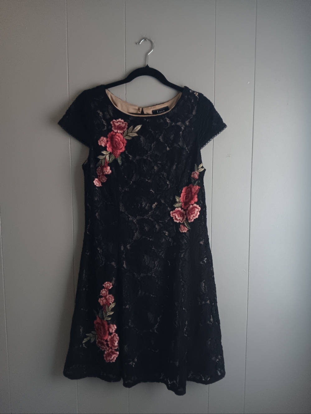 Lux Floral Applique Black Lace Dress Size 10